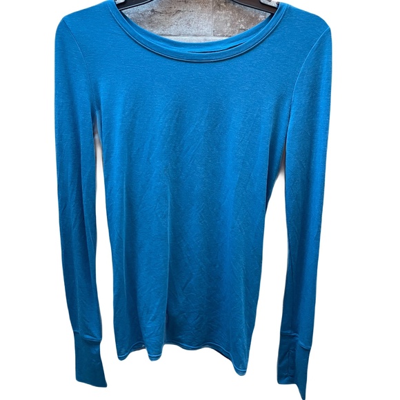 GAP Tops - ❤️ GAPFIT GAP FIT TIE BACK LONG SLEEVE TOP SIZE XS